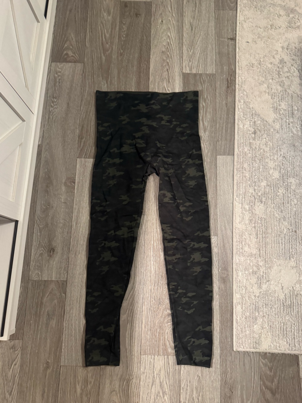 NWOT SPANX Women’s Camo Leggings